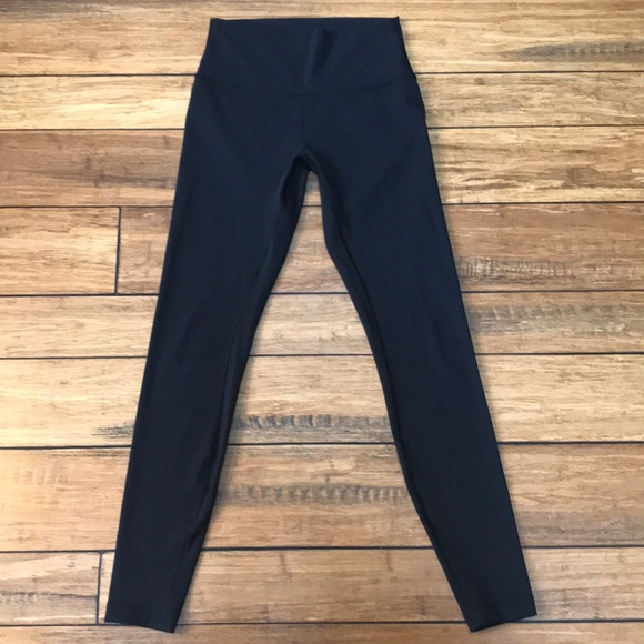 lululemon athletica Pants - Lululemon Wunder Under 28” Luxtreme: Size 6, Black